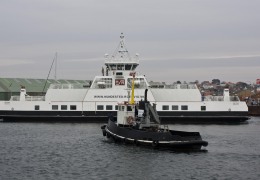 Isefjord som er ankommet til Hundested 14. april 2013