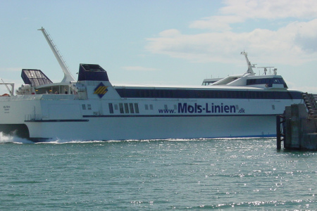 Mai Mols ved Odden havn 20. juni 2009