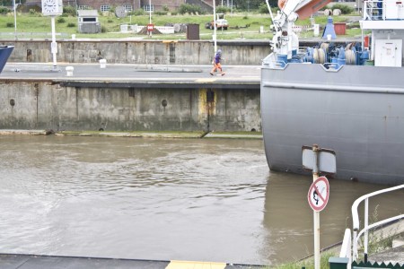 Ved sluserne i Brunsbüttel set fra kanal siden 11. august 2013