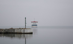 SejerøFærgen i dens hvide farve 17. februar 2013
