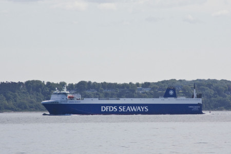 Corona Seaways ved Ålsgårde 24. maj 2013