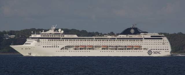 MSC Lirica