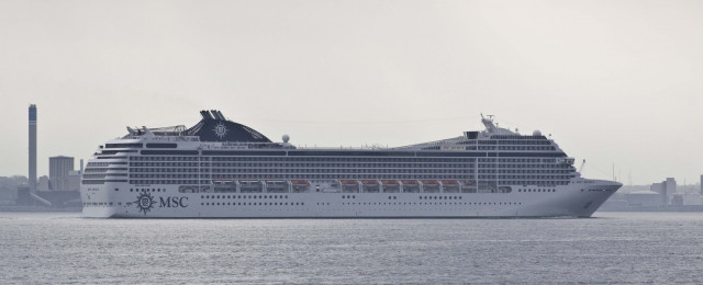 MSC Musica ved Kronborg 11. maj 2013