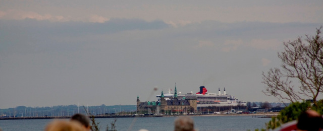 Queen Mary 2